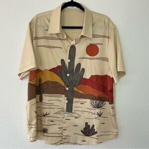ChArmkp Casual Shirt Button Up Tan Abstract Cactus Men’s Size Large Short Sleeve